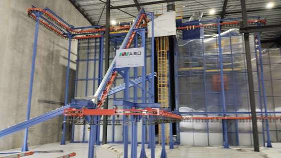 Vertical Powder Coating Line for Aluminum Profiles with Full-Automatic Powder Coating System and Surface Treatment