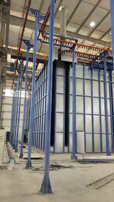 Automatic  Spraying Pre-treatment LNG Heating  Vertical Powder Coating Line for Aluminum Profiles